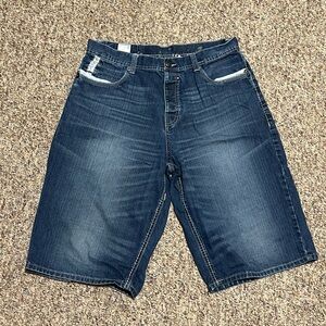 Men’s parish Jean shorts size 36‎